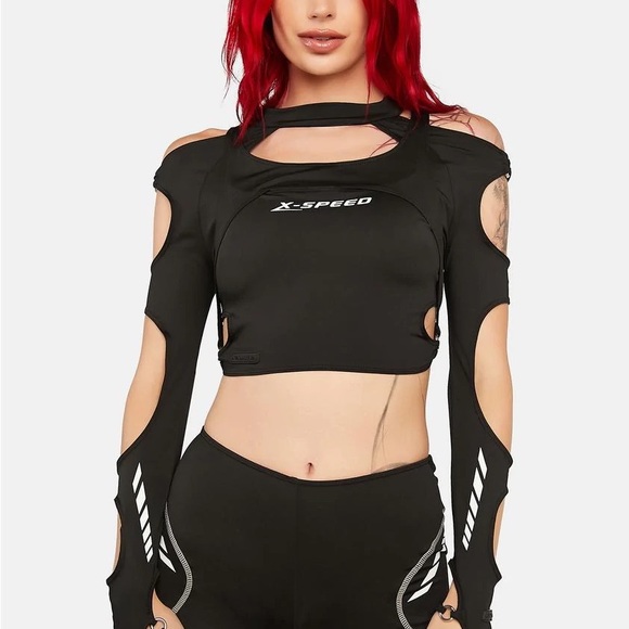 namilia Tops - X-Speed Cut-Out Top